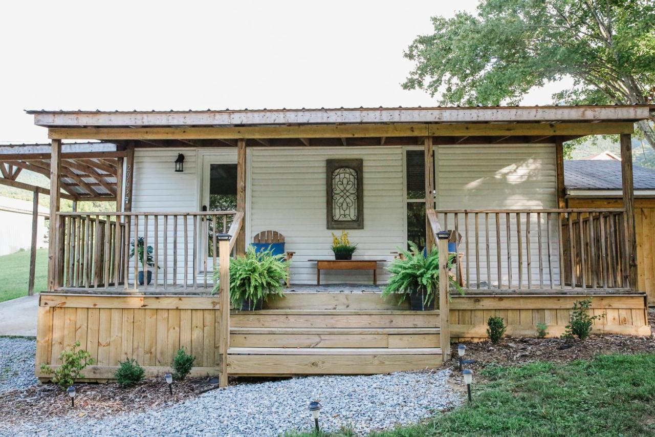 Moonlight Cottage - Your Romantic & Scenic Escape Sevierville Extérieur photo
